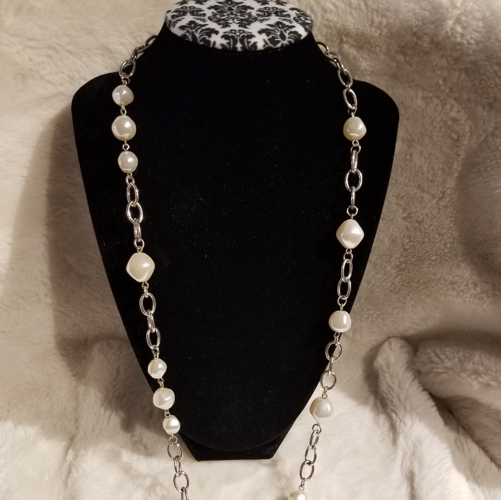 Beautiful pearls long necklace